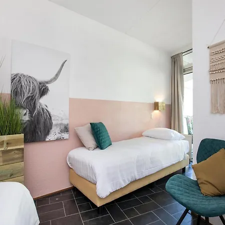 Previnaireweg 34, 4-person Lägenhet